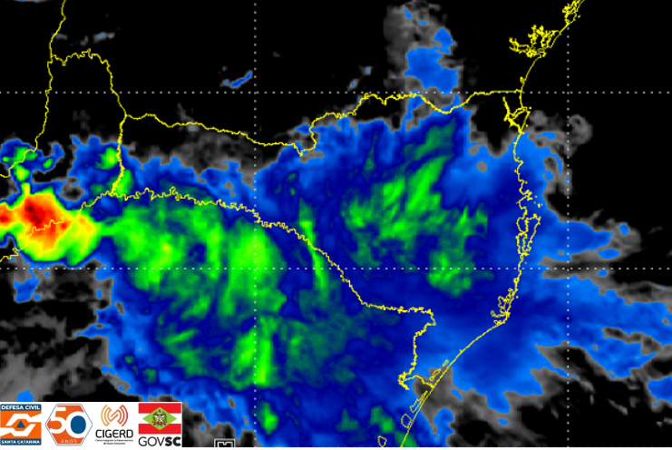 Imagem do satélite GOES 16 canal infravermelho realçado, às 15h50 horário local. Fonte: Defesa Civil de Santa Catarina.
