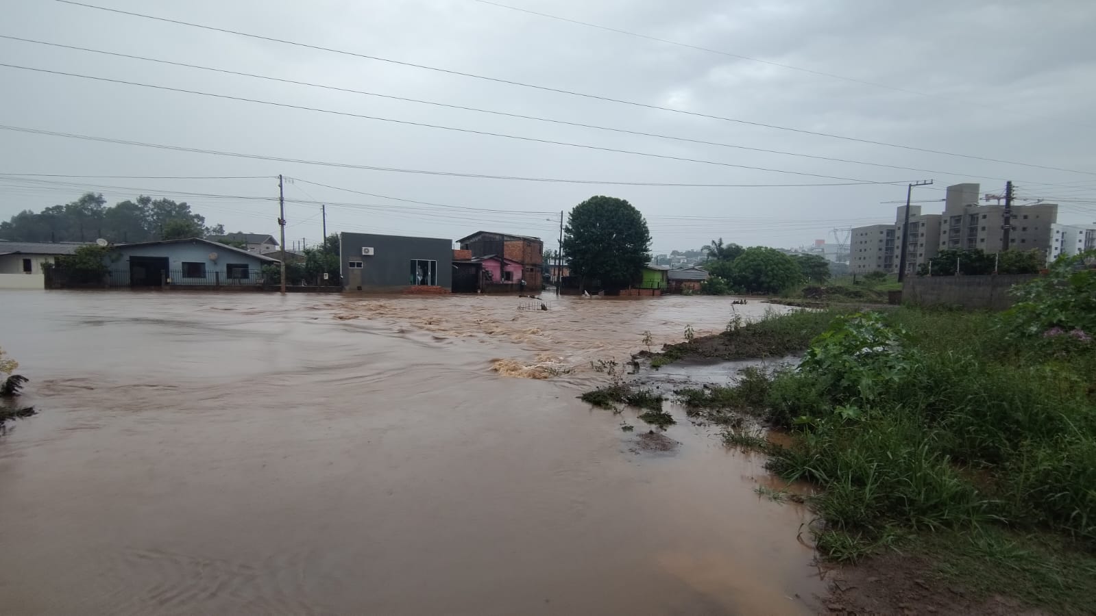 Pontos de alagamento em Xanxerê - foto Ascom PMXXE