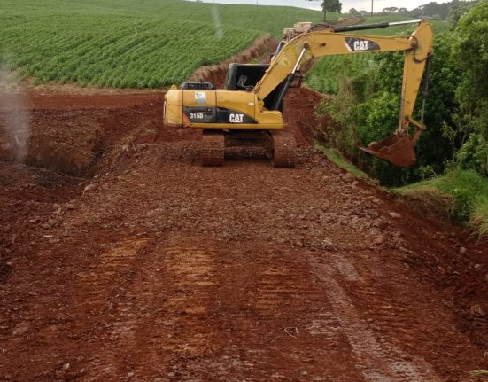 Reconstrução em trecho afetado na linha Imigra