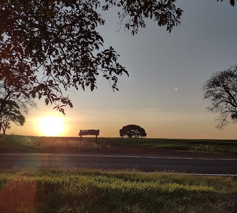 Entre segunda-feira (15) e quarta-feira (17), Santa Catarina enfrentará um aumento significativo nas temperaturas