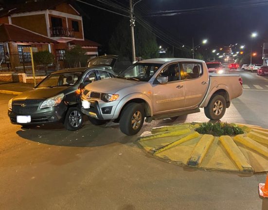 Mulher fica ferida em acidente em São Domingos