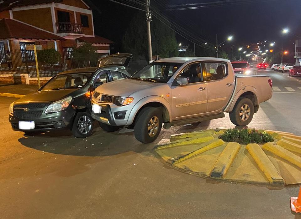 Mulher fica ferida em acidente em São Domingos