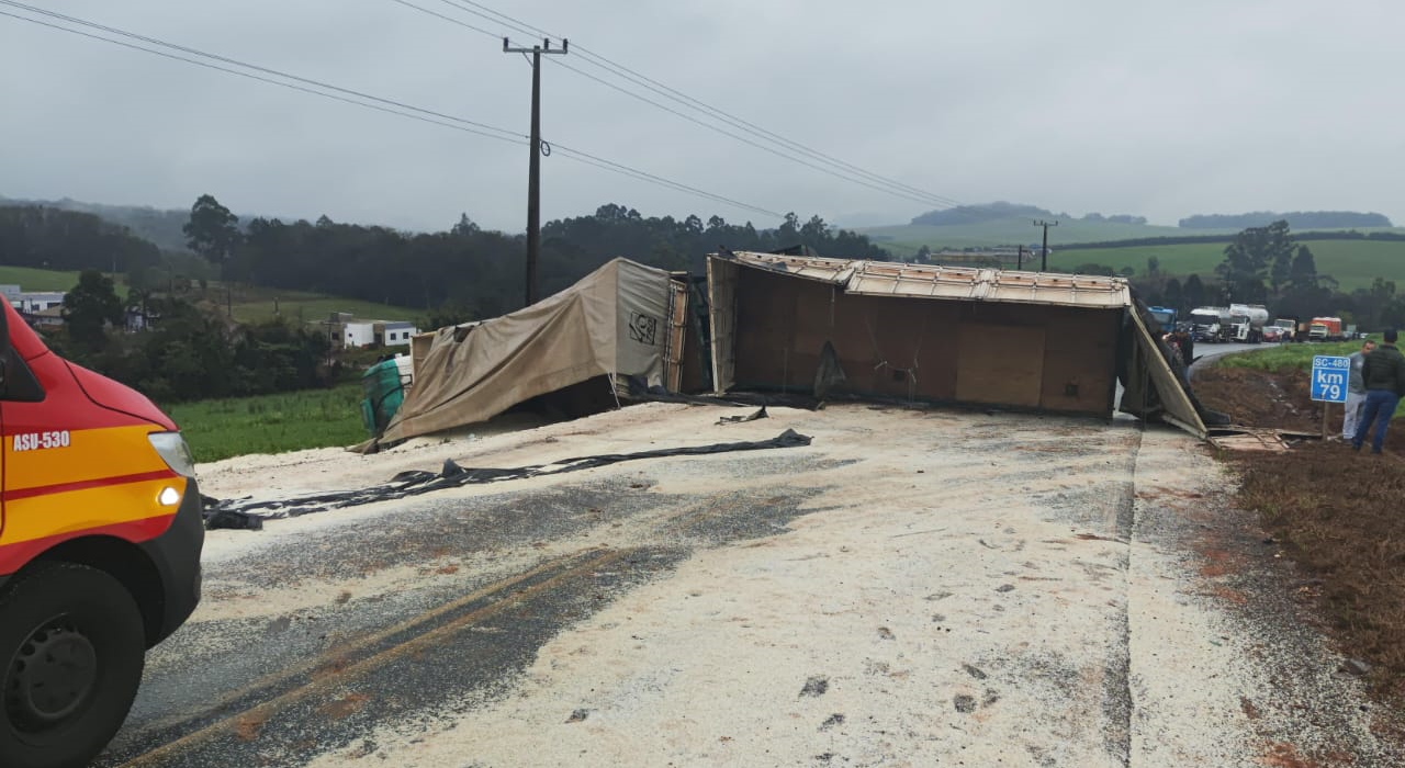 Bloqueio total da SC 480 em Bom Jesus-SC