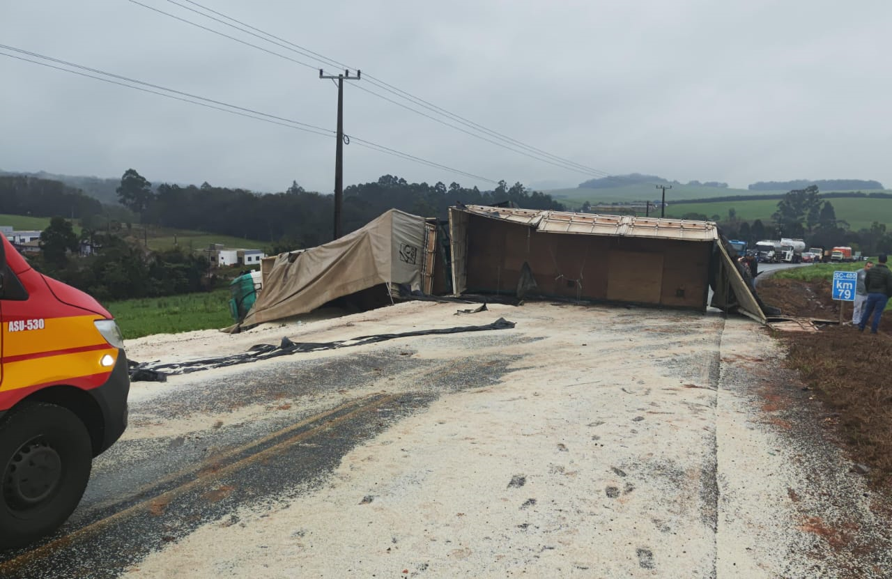 Bloqueio total da SC 480 em Bom Jesus-SC