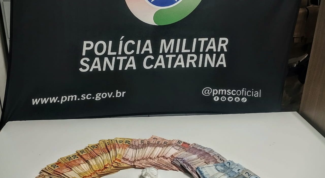 Homem é preso com drogas e R$ 7 mil em Xanxerê