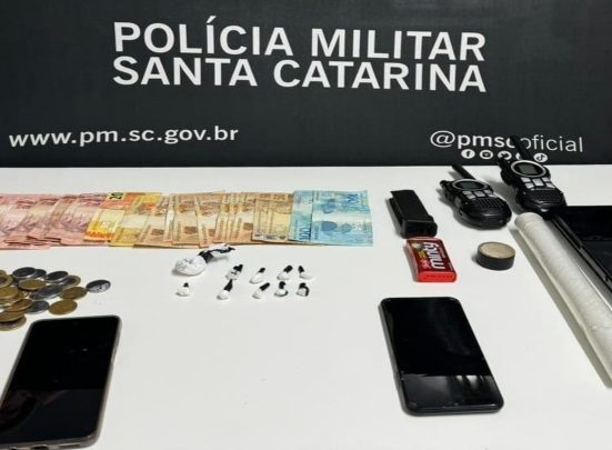 Polícia Militar desarticula ponto de venda de drogas em Xanxerê