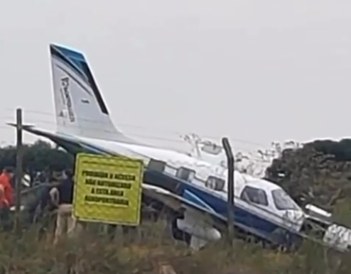 Avião que levava deputada Caroline de Toni faz pouso de emergência no Paraná