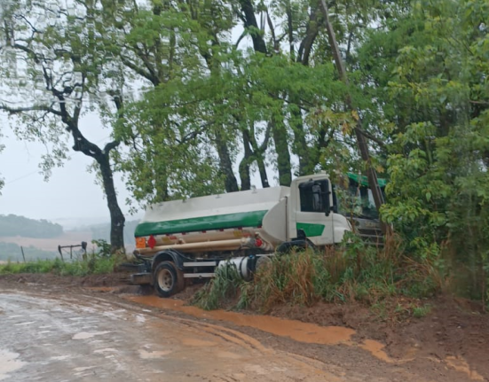 Saída de pista no interior de São Domingos