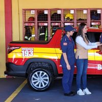 Bombeiros recebem novo veículo em São Domingos