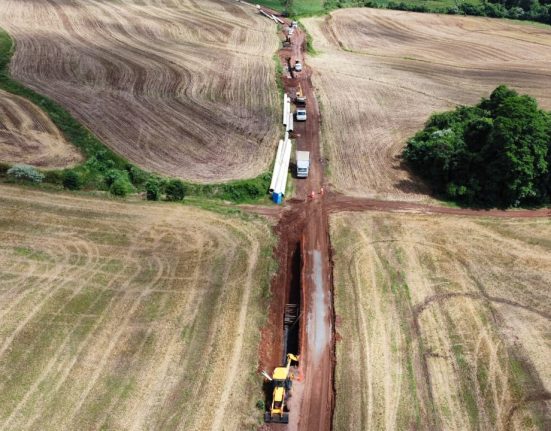 Nova adutora da CASAN promete fortalecer abastecimento de água no Oeste