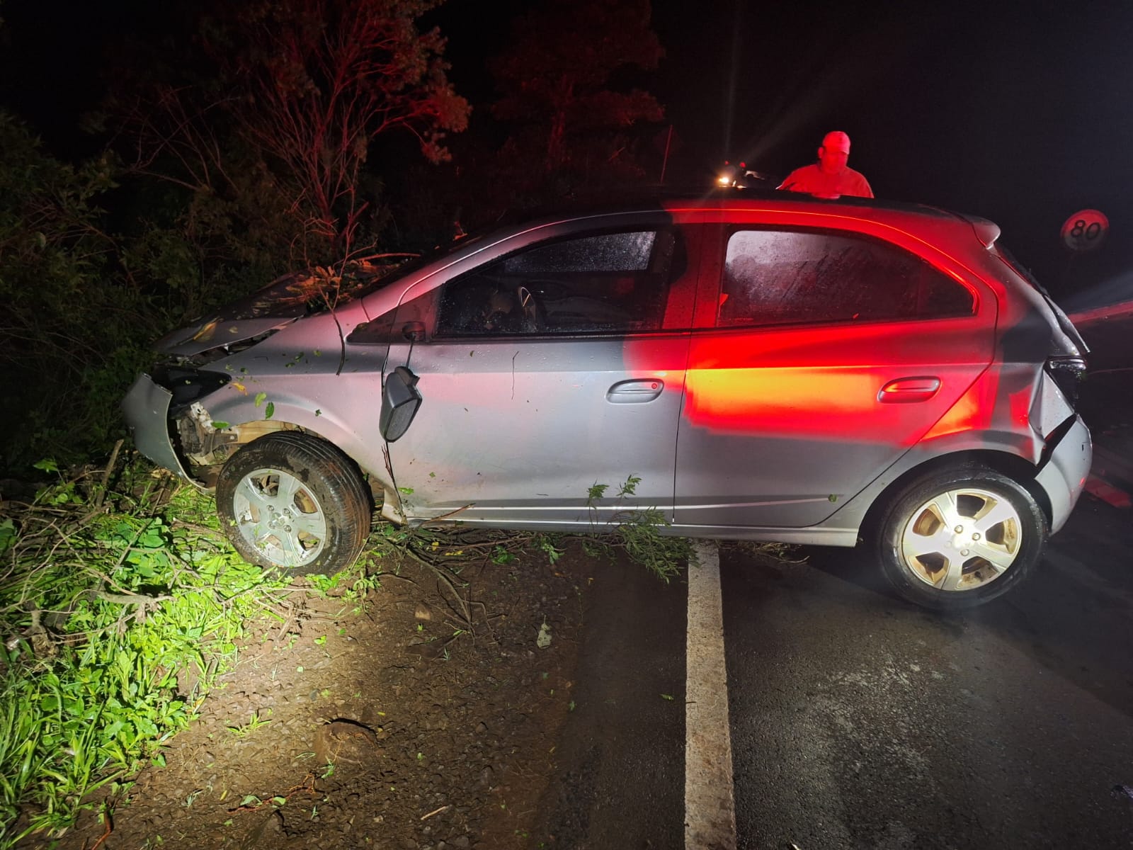 Campo Erê – colisão traseira entre caminhão e carro