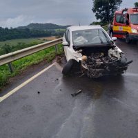 Acidente mobiliza Bombeiros em Quilombo