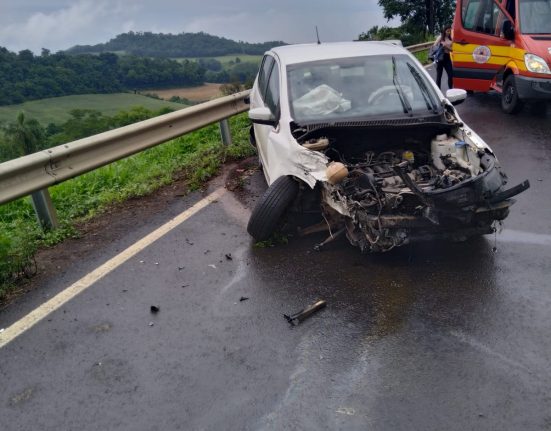 Acidente mobiliza Bombeiros em Quilombo