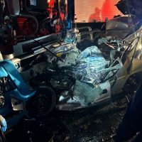 Colisão entre carro e carreta deixa três mortos na BR-116