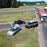 Idosa morre após colisão entre carro e caminhão na BR-282