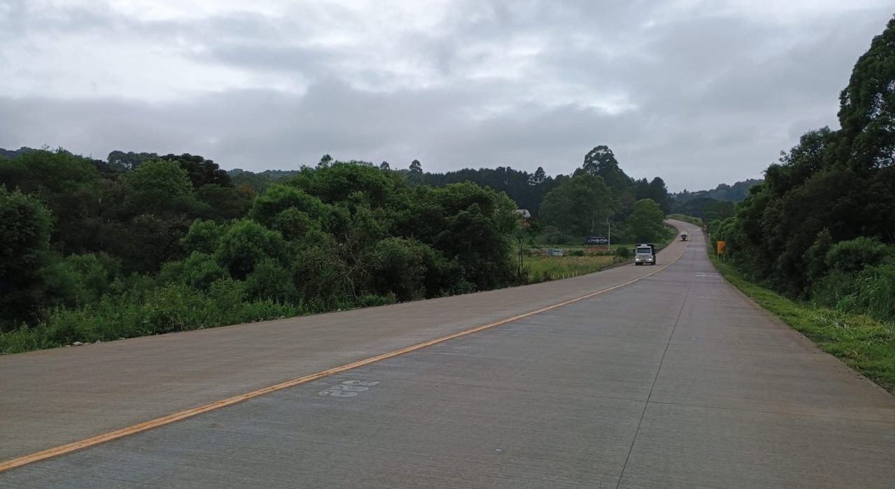 Obras na PRC-280, em Mariópolis