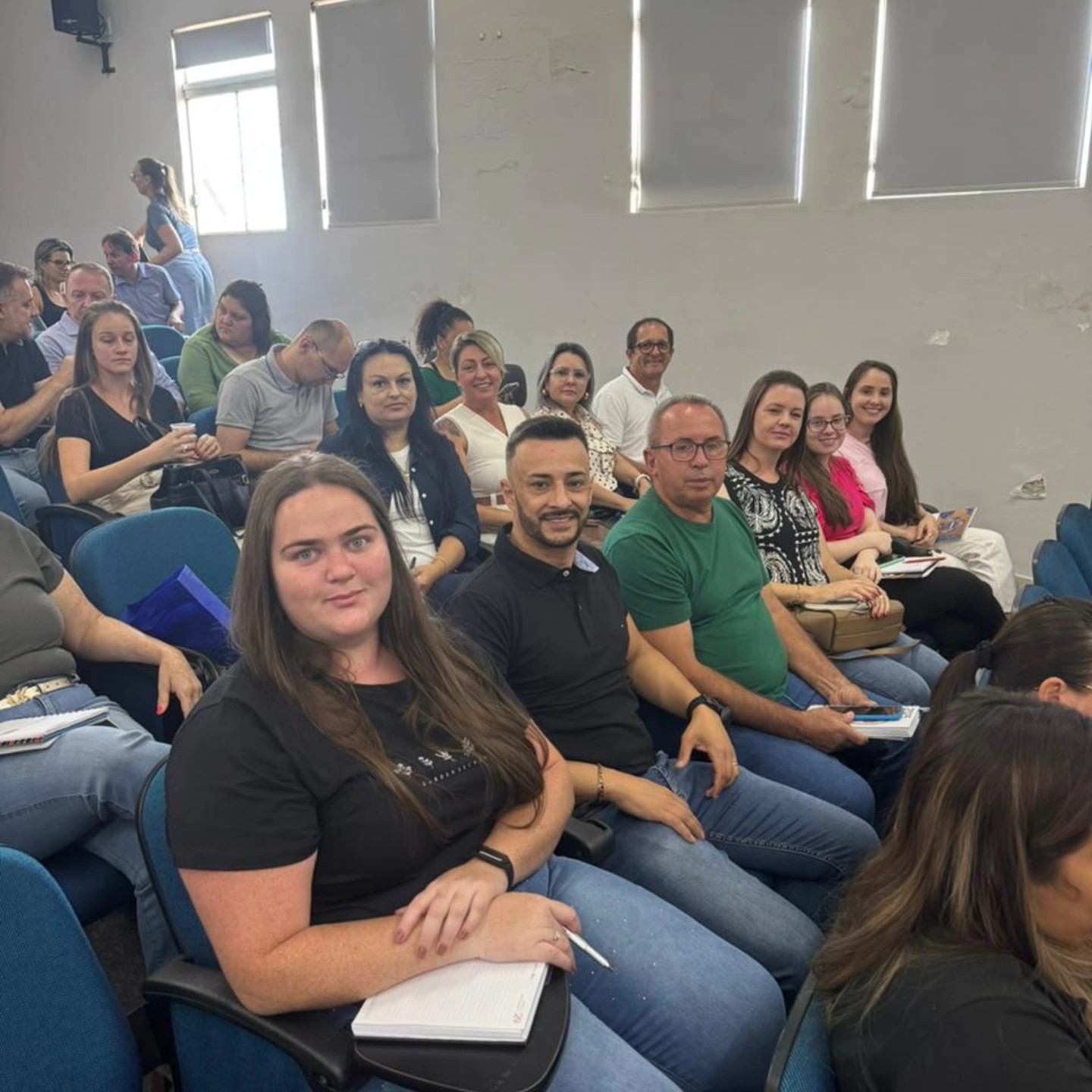 Servidores de São Domingos participam de seminário sobre habitação popular