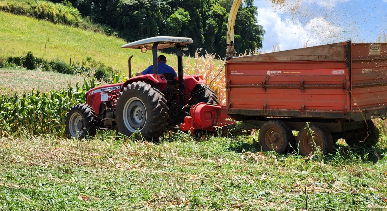 Secretaria presta serviços aos agricultores de São Domingos