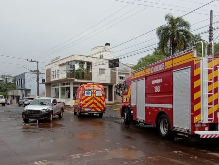 Motociclista sofre fratura em acidente de trânsito em São Domingos