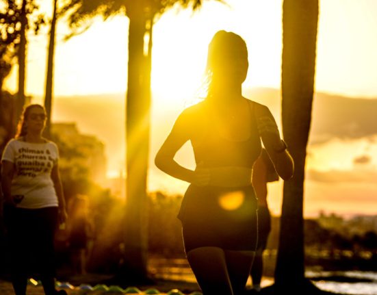 Santa Catarina em alerta: temperaturas acima de 39°C aumentam risco de golpe de calor