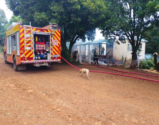 Incêndio destrói residência no interior de Xanxerê